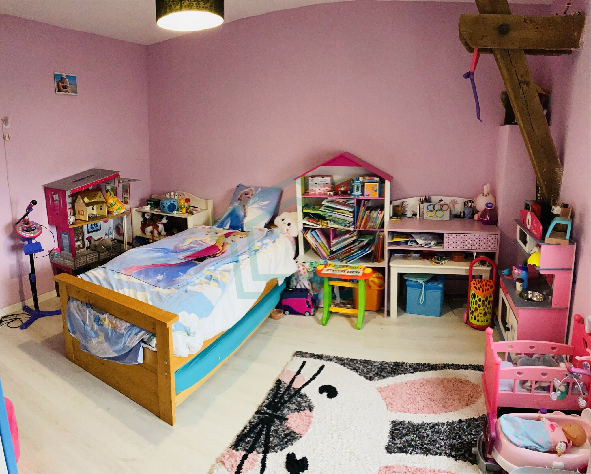 Photo 10
