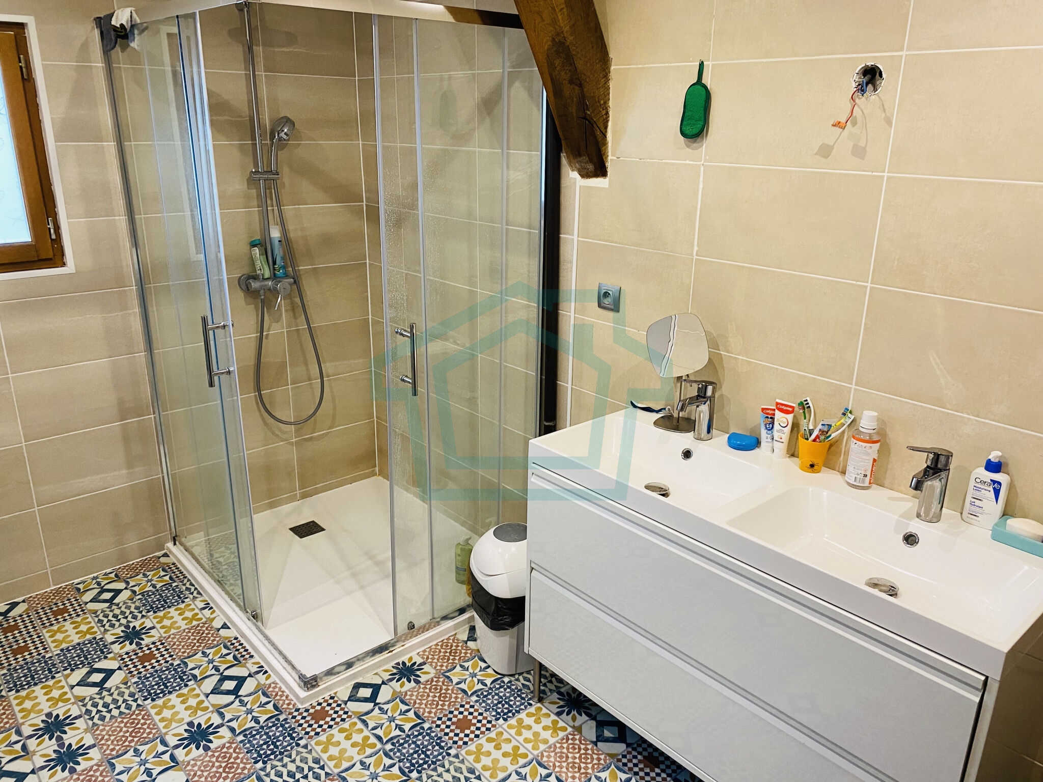 Photo 12