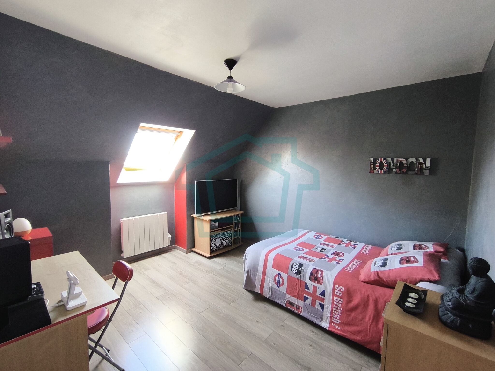 Photo 8