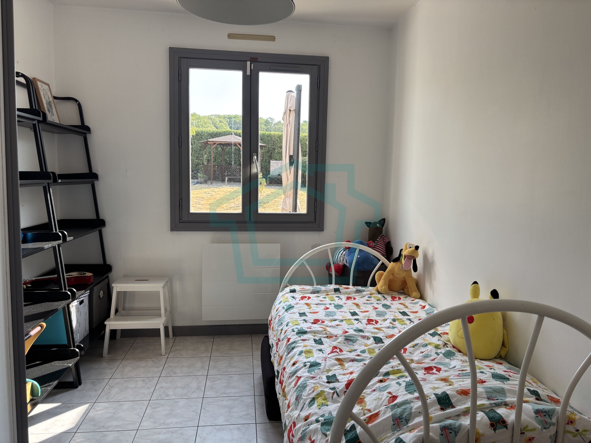 Photo 11